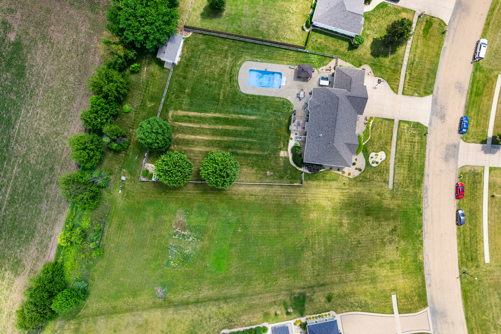 990 Fox Trail Lane, Somonauk, IL 60552