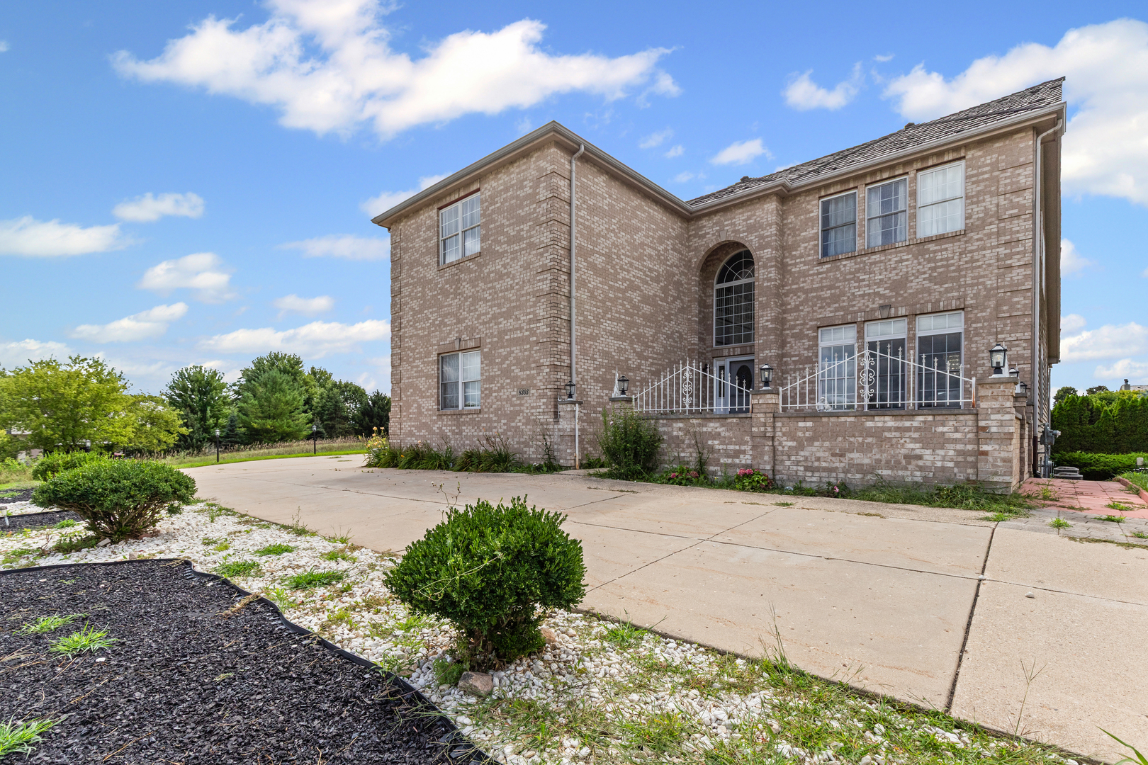 8303 Appaloosa Lane, Spring Grove, IL 60081