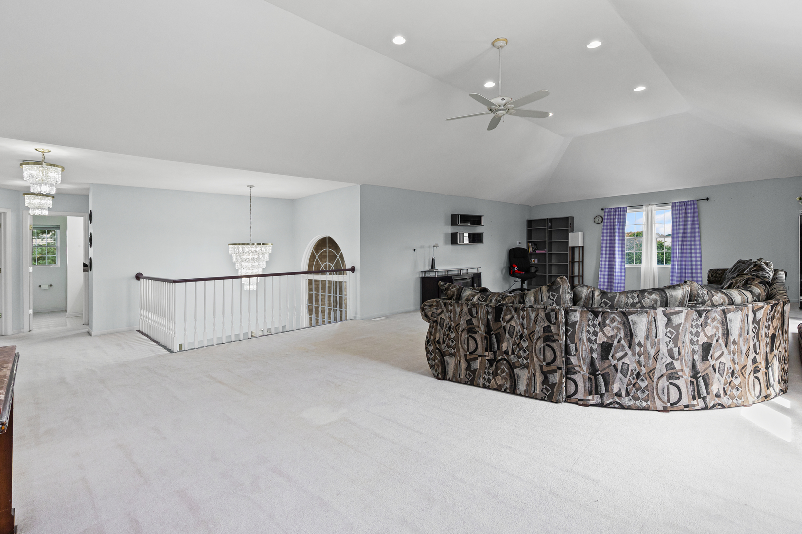 8303 Appaloosa Lane, Spring Grove, IL 60081