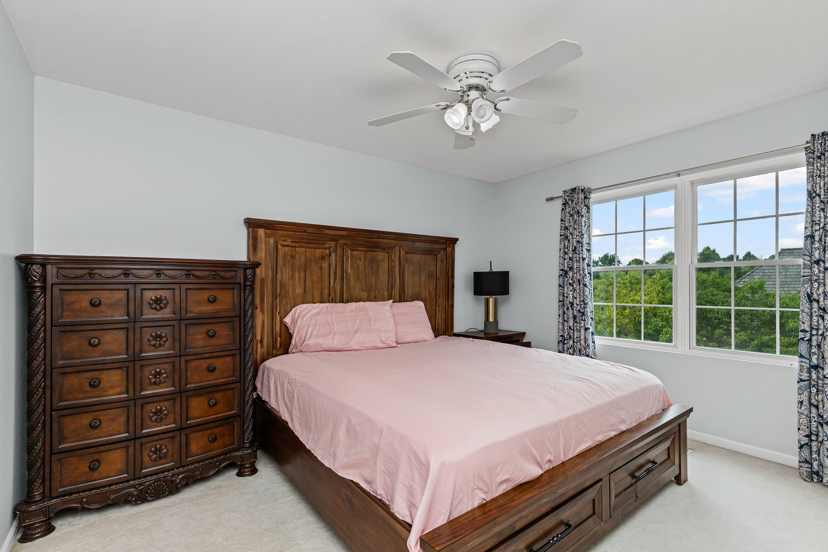 8303 Appaloosa Lane, Spring Grove, IL 60081