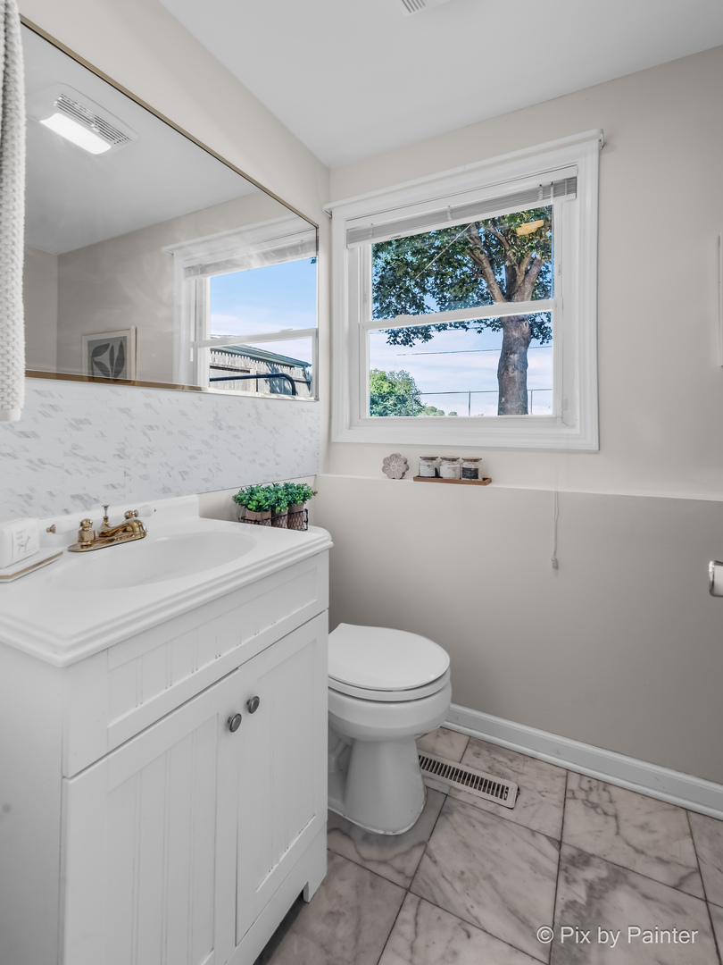 3416 Winhaven Drive, Waukegan, IL 60087