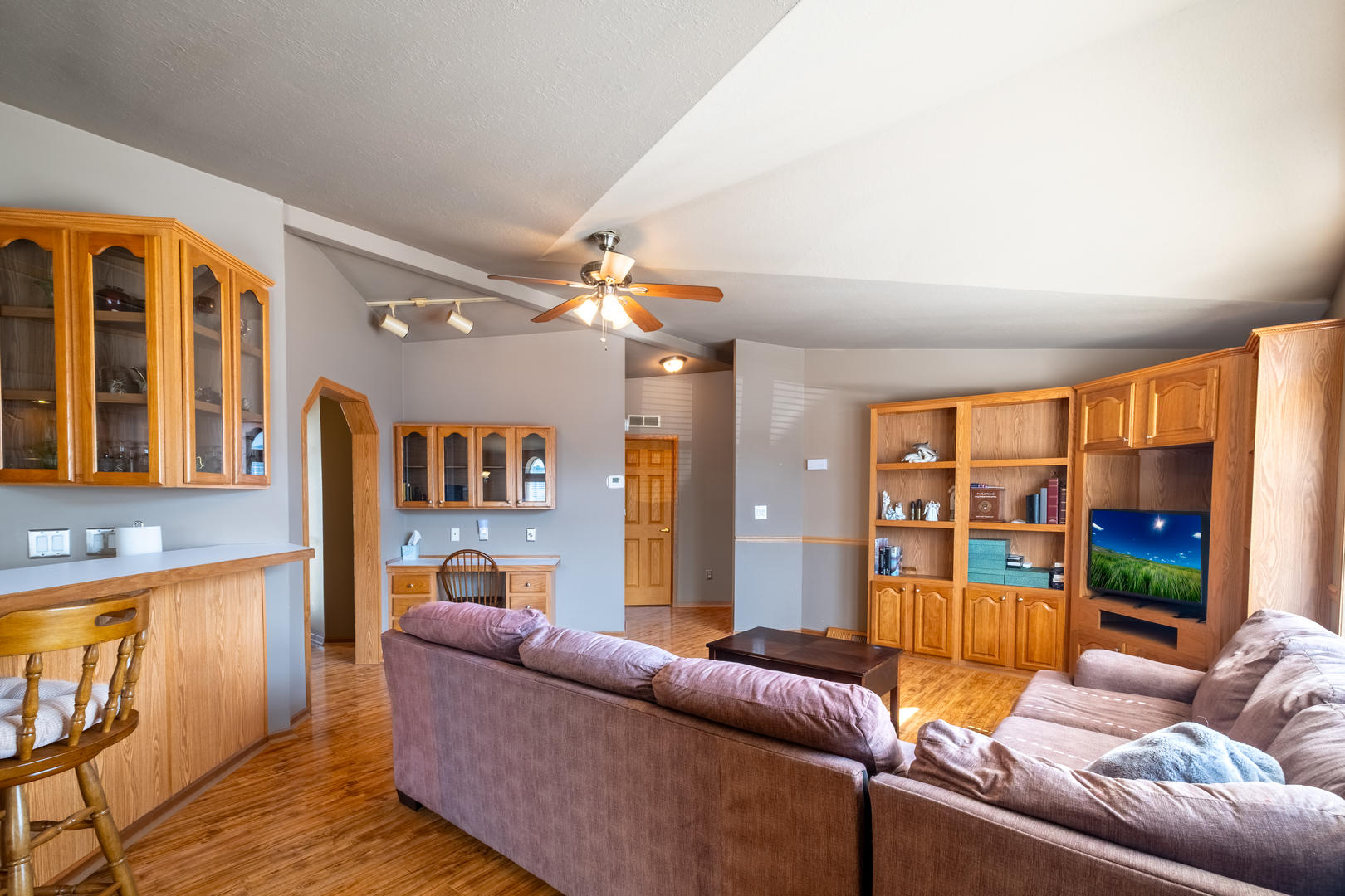 10706 W Silver Lake Drive, Frankfort, IL 60423