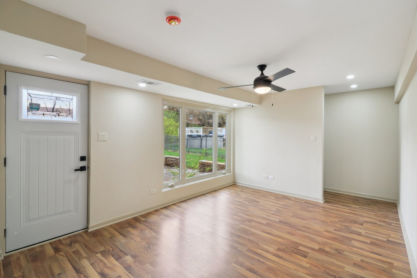6709 W Menominee Parkway, Palos Heights, IL 60463