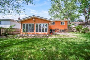 4329 Applewood Lane, Matteson, IL 60443