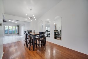 4329 Applewood Lane, Matteson, IL 60443