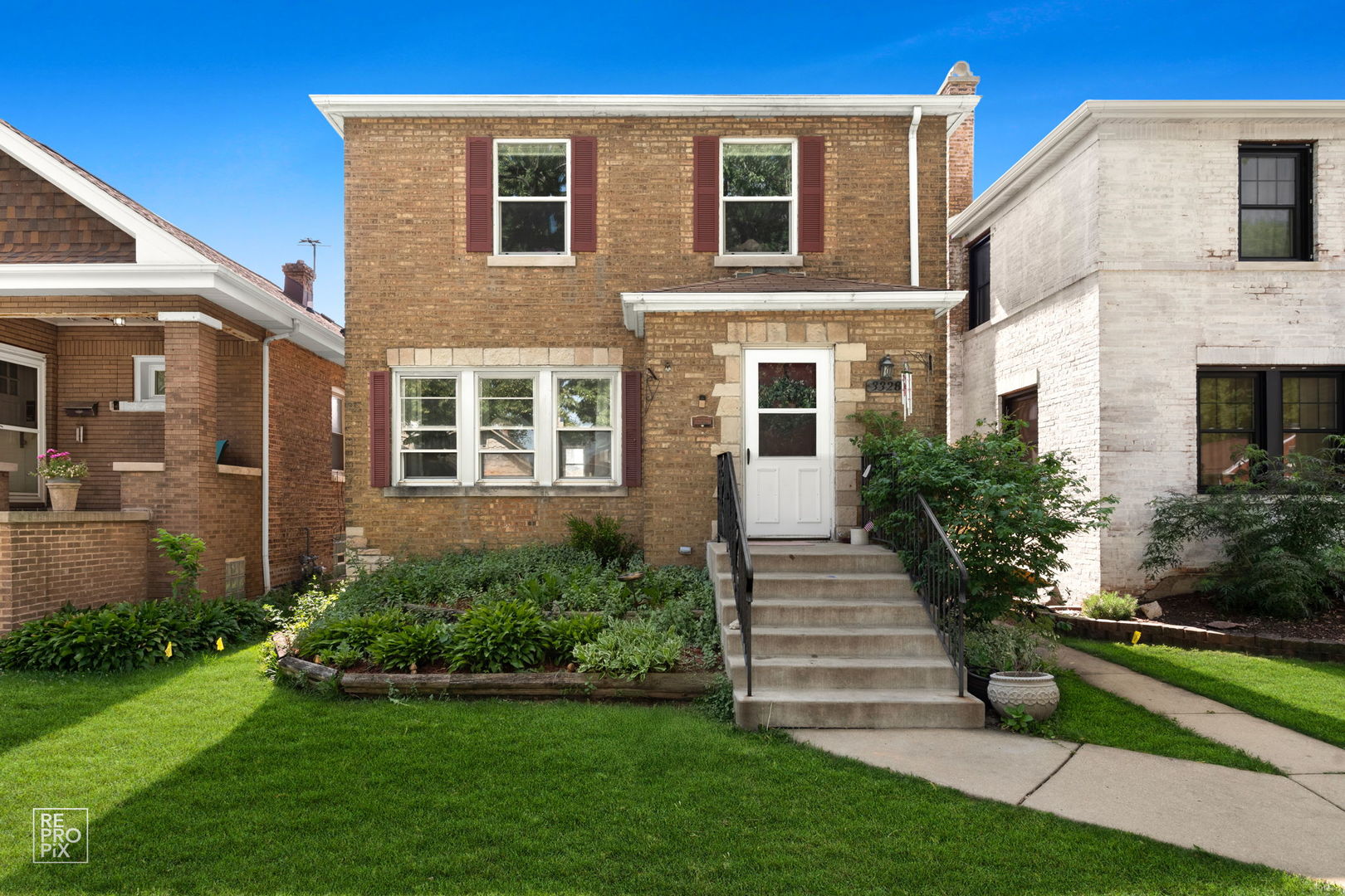 3328 Oak Avenue, Brookfield, IL 60513