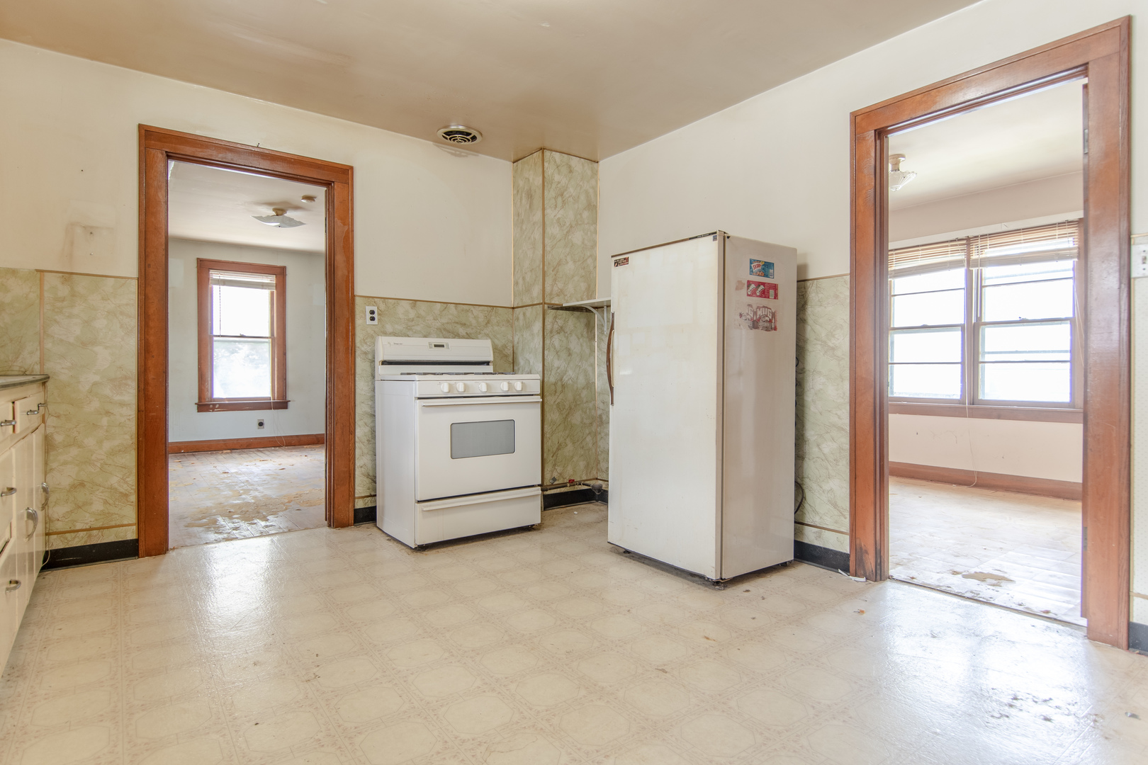 1258 Elizabeth Street, Joliet, IL 60435