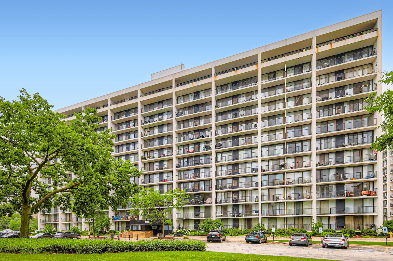 2015 S Finley Road #201, Lombard, IL 60148
