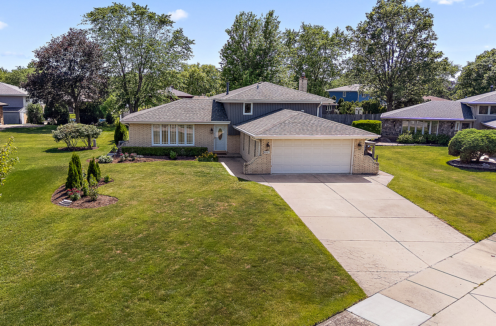 8941 Timothy Court, Orland Park, IL 60462
