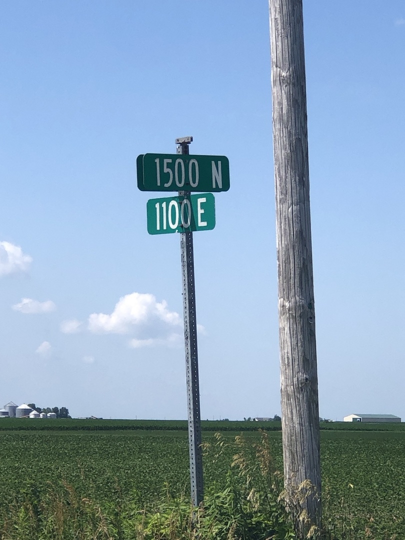 1100 E Road, Onarga, IL 60955