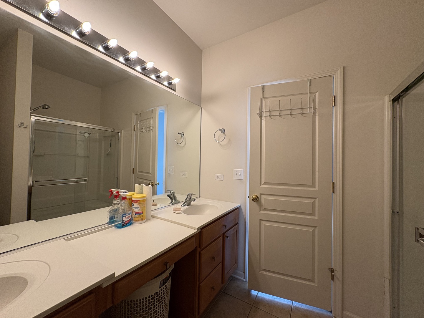 600 S Curran Road, Round Lake, IL 60073