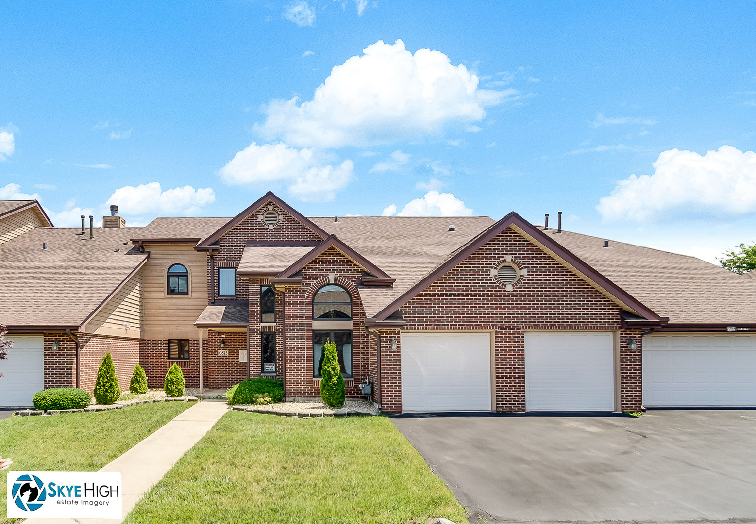 10825 Kathleen Court #D, Palos Hills, IL 60465