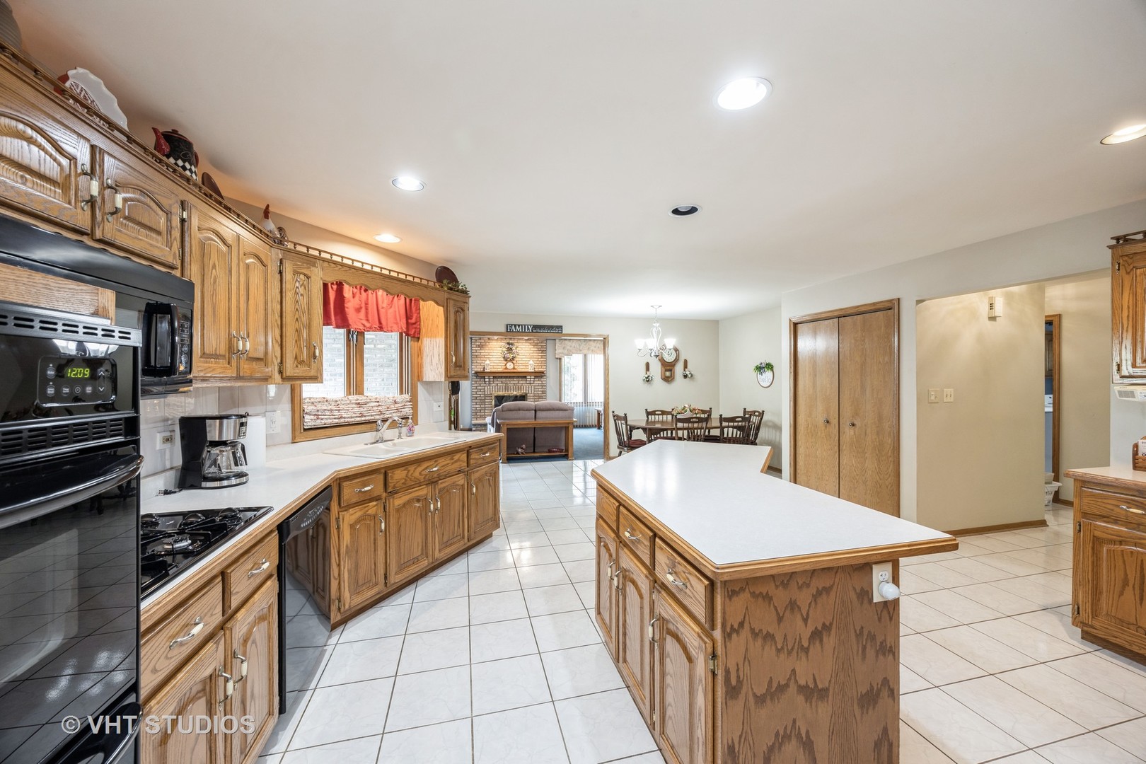 18821 Dickens Drive, Mokena, IL 60448