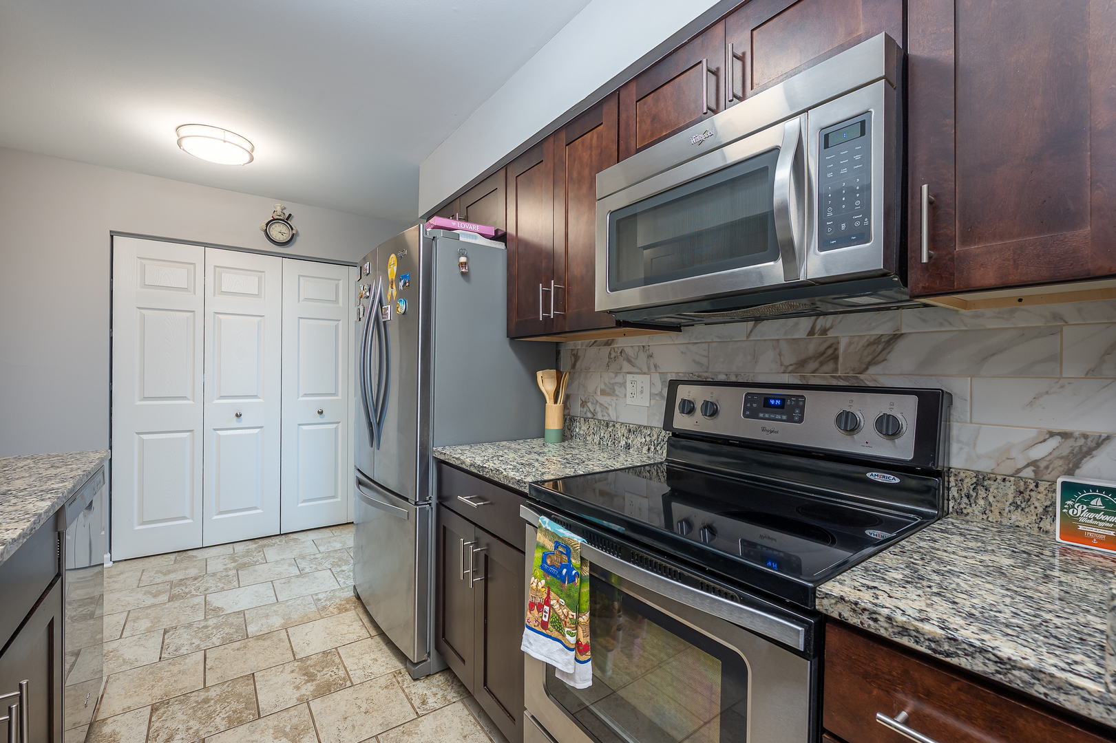 1215 N Waterman Avenue #1I, Arlington Heights, IL 60004
