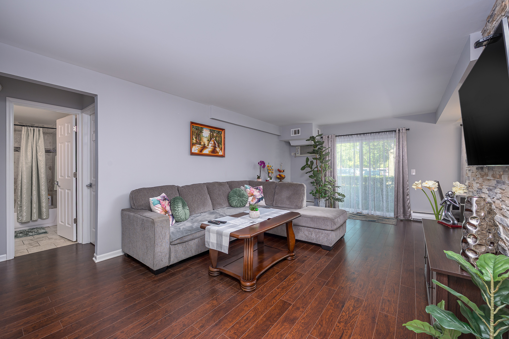 1215 N Waterman Avenue #1I, Arlington Heights, IL 60004