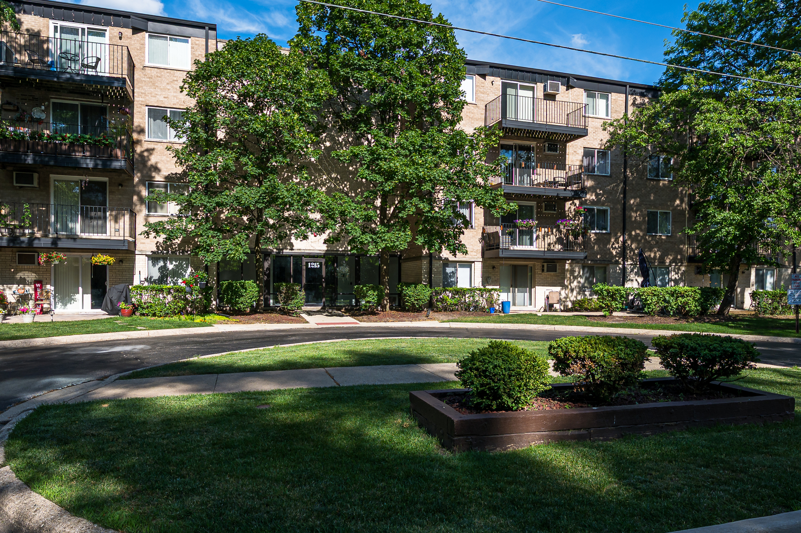 1215 N Waterman Avenue #1I, Arlington Heights, IL 60004