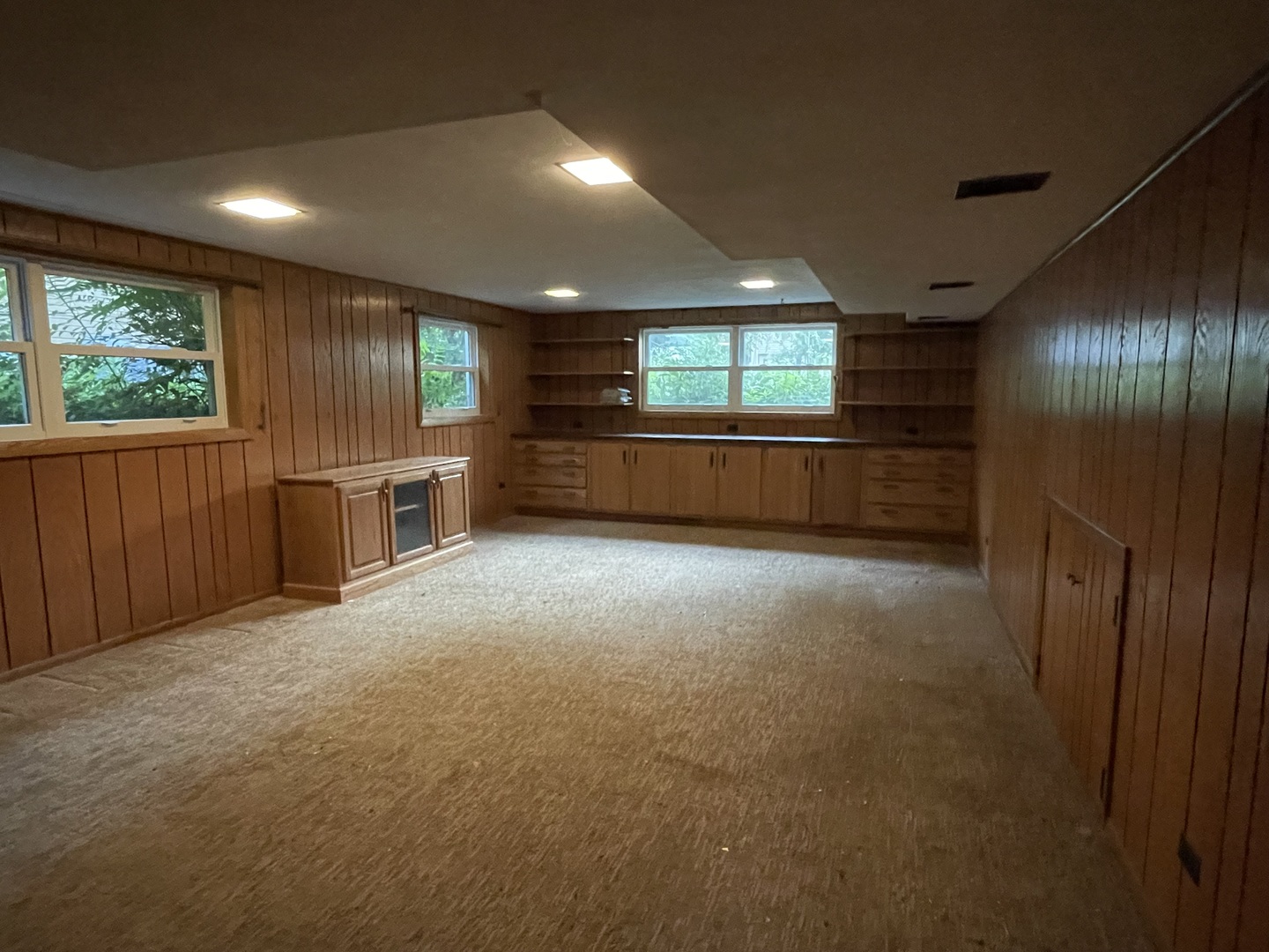 107 S Poplar Avenue, Elmhurst, IL 60126