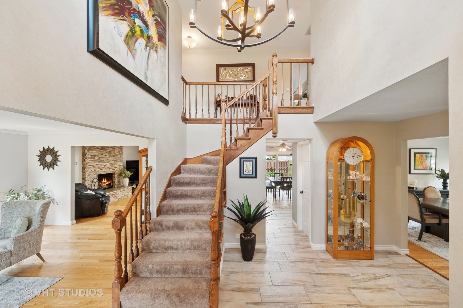 410 Woodcroft Lane, Schaumburg, IL 60173