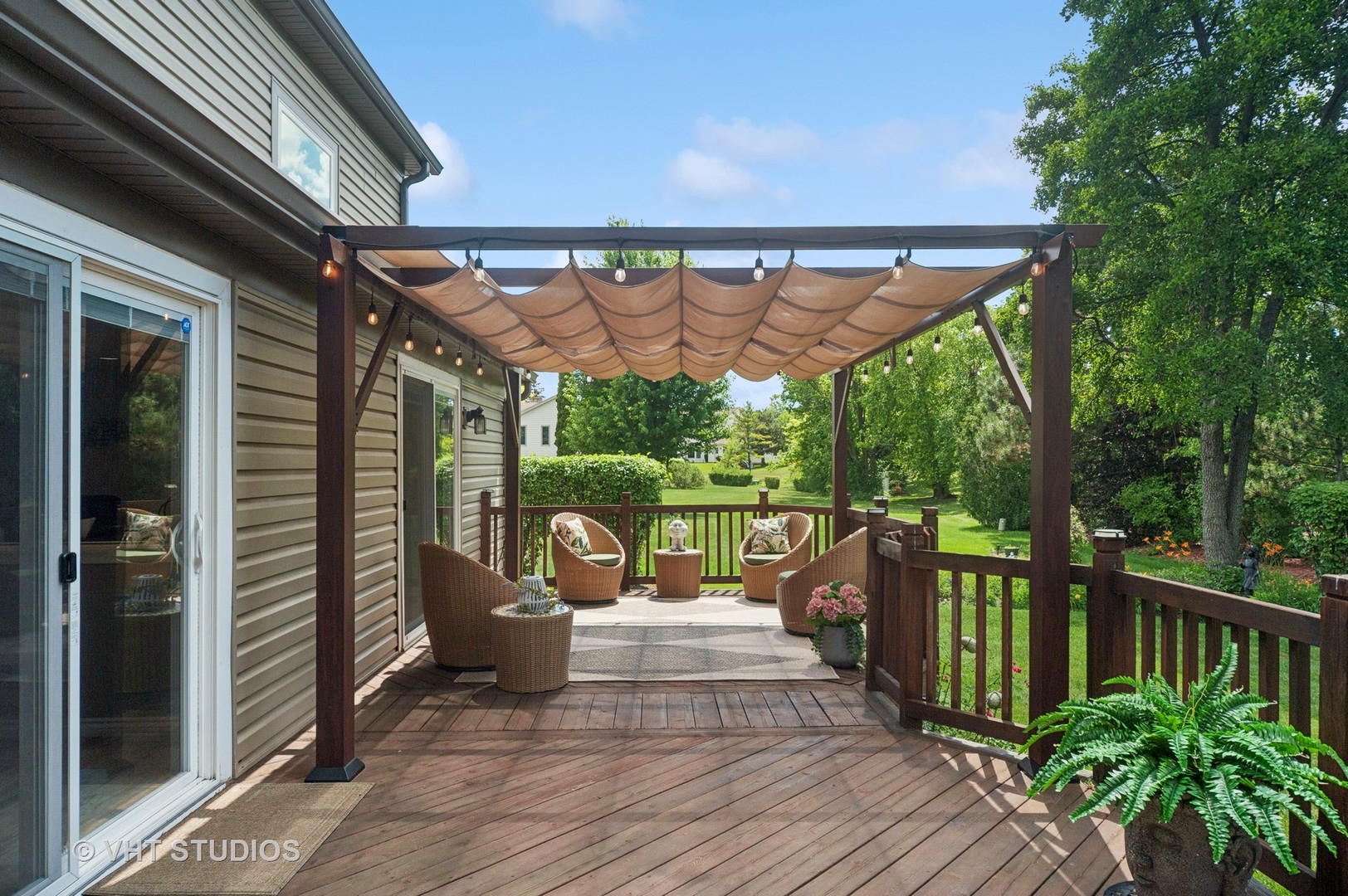 410 Woodcroft Lane, Schaumburg, IL 60173