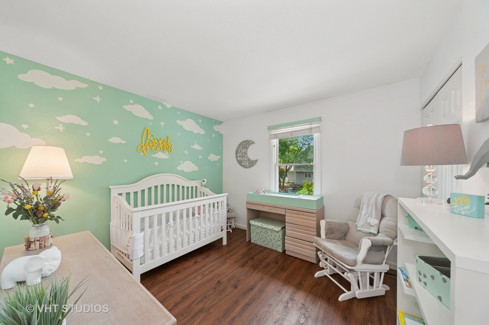 410 Woodcroft Lane, Schaumburg, IL 60173