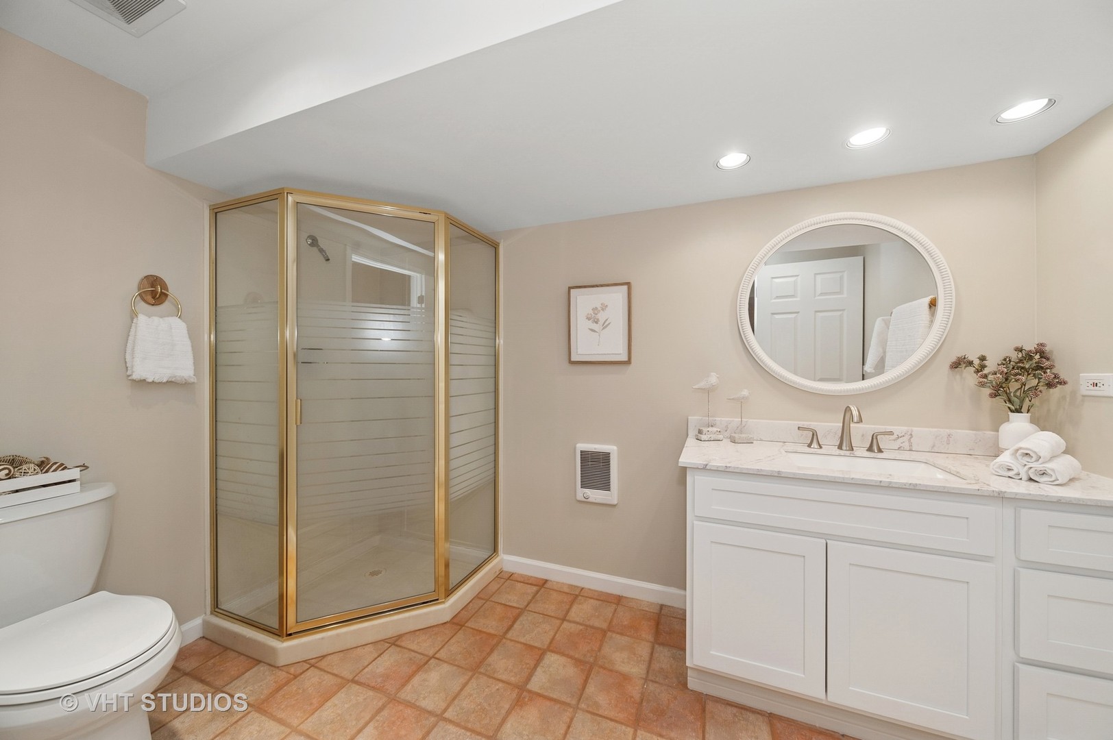 410 Woodcroft Lane, Schaumburg, IL 60173