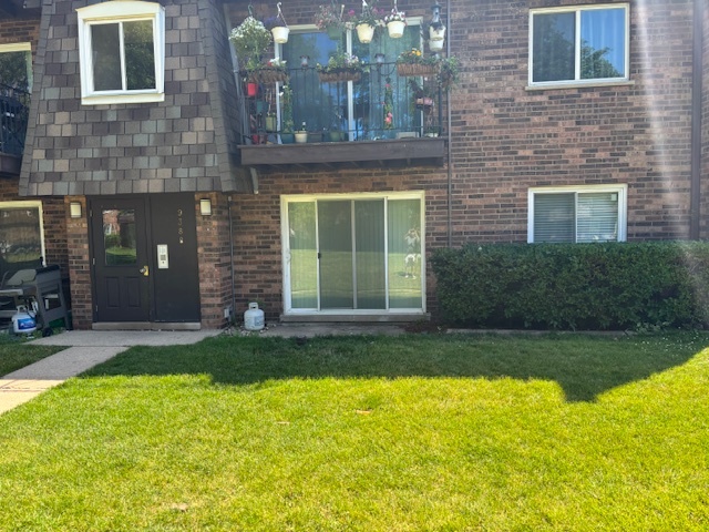 9388 Bay Colony Drive #1S, Des Plaines, IL 60016