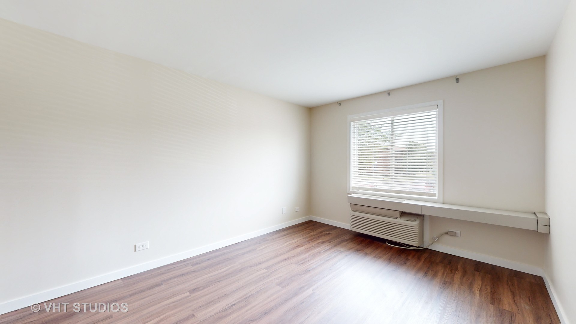 29W542 Country Ridge Drive #C, Warrenville, IL 60555