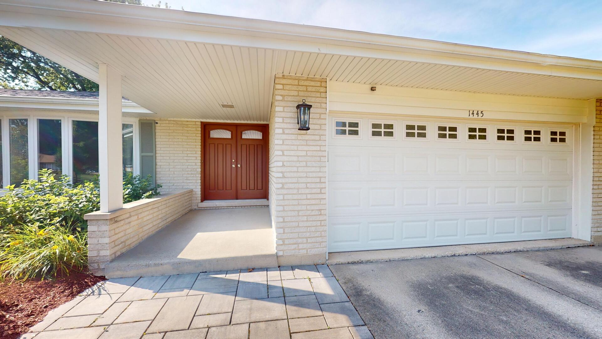 1445 71st Street, Downers Grove, IL 60516
