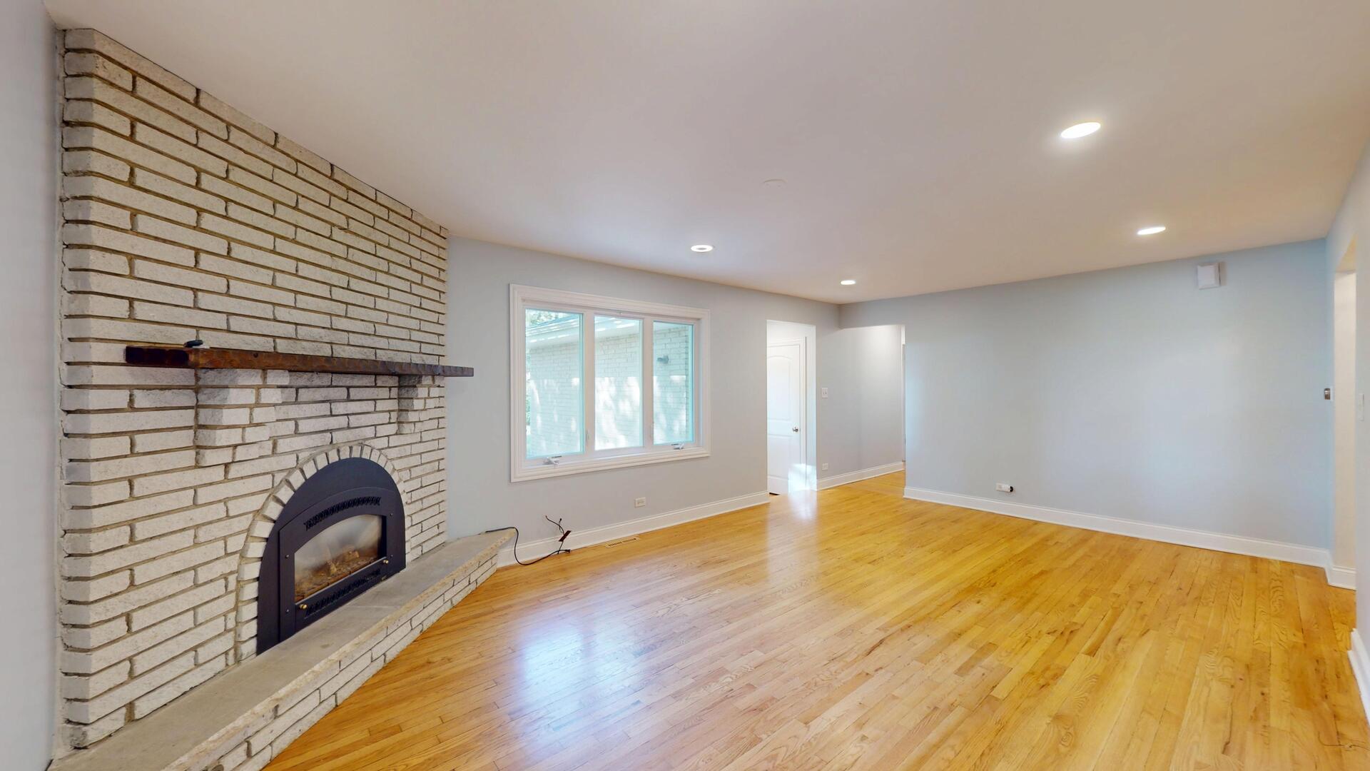 1445 71st Street, Downers Grove, IL 60516