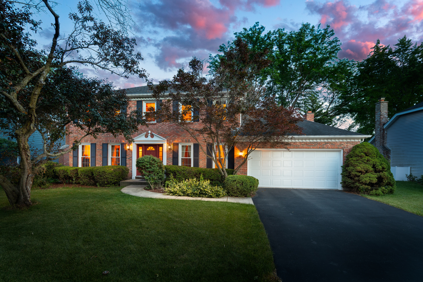 1208 Sunnybrook Drive, Naperville, IL 60540