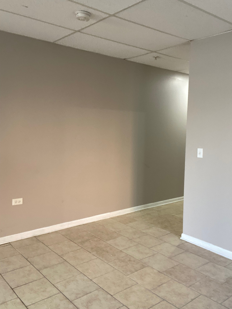 171 N 25th Avenue #10, Melrose Park, IL 60160