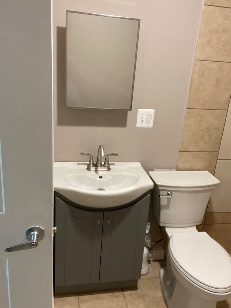 171 N 25th Avenue #10, Melrose Park, IL 60160