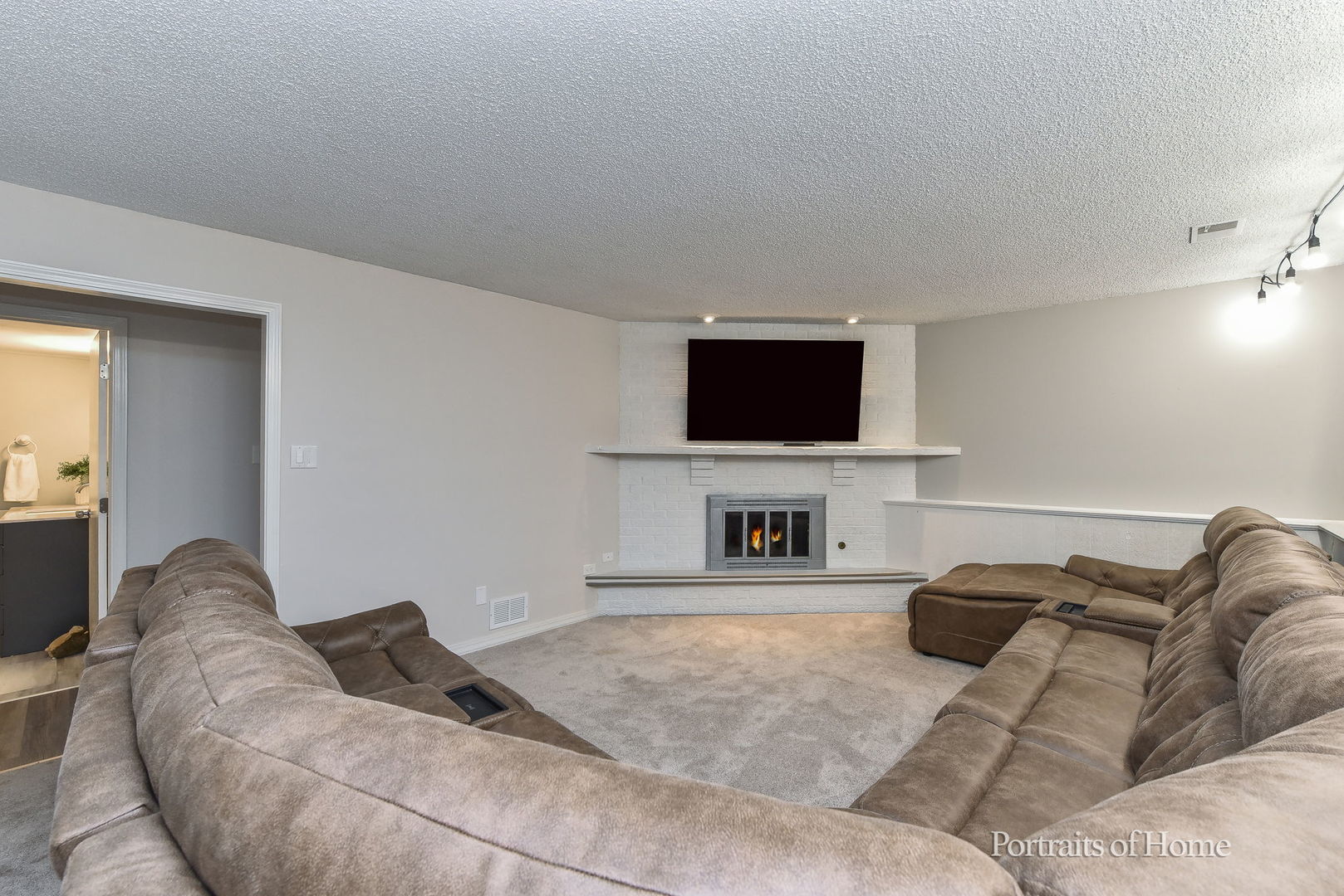 25010 W Kay Drive, Plainfield, IL 60586