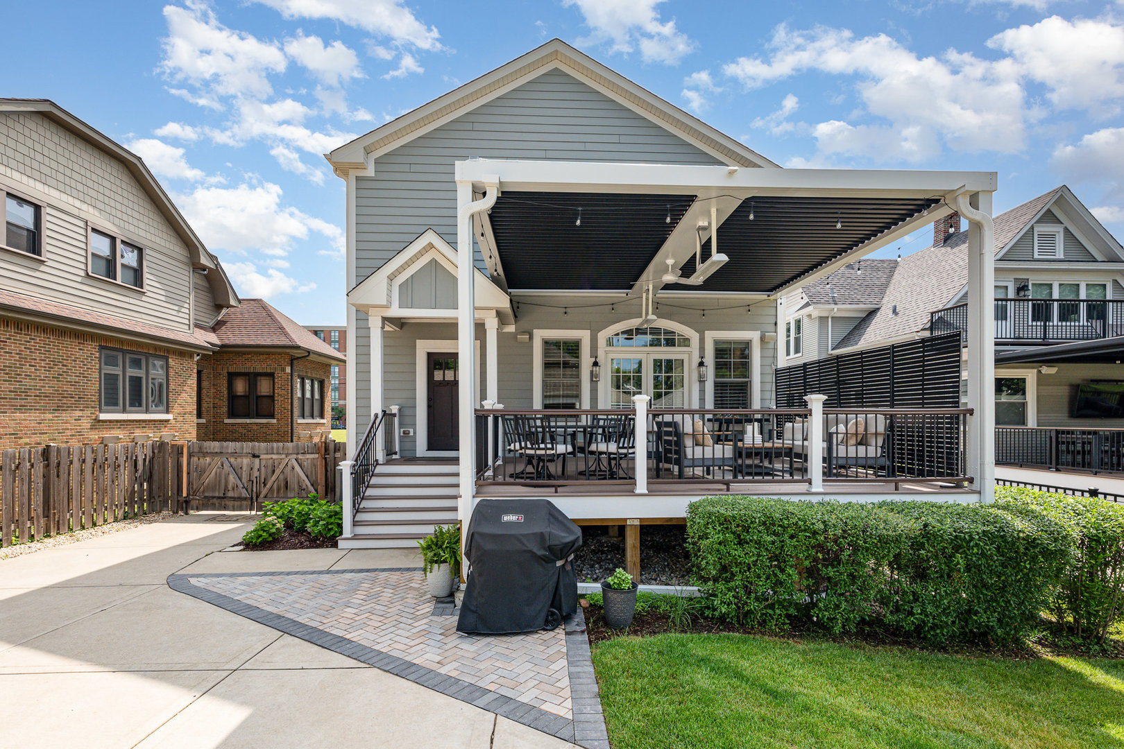 26 S Chestnut Avenue, Arlington Heights, IL 60005