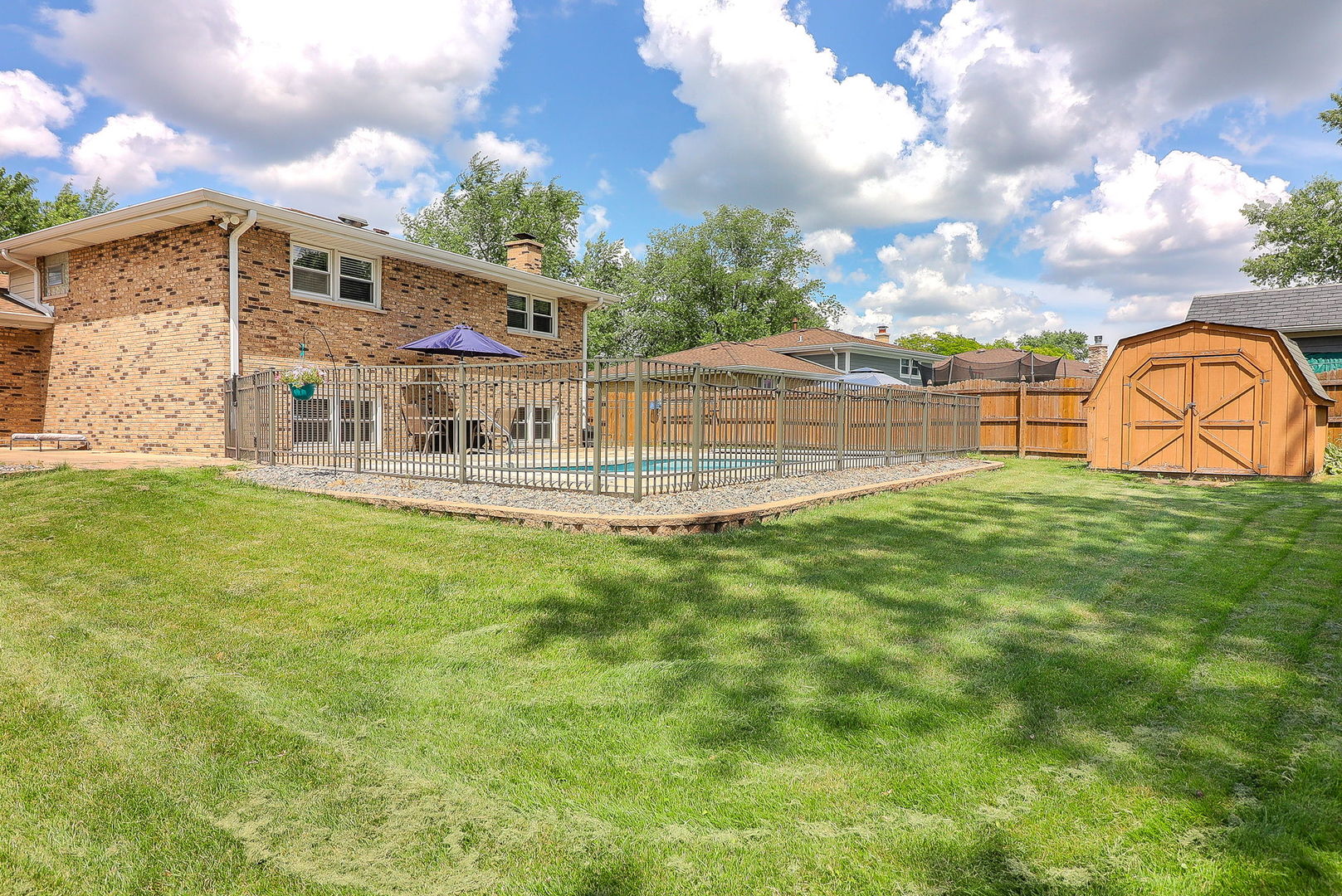 18W761 83rd Street, Downers Grove, IL 60516