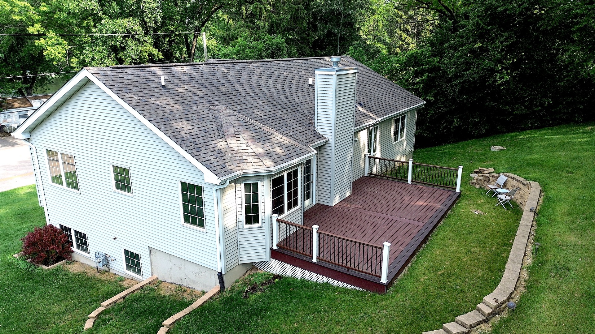 38815 N Broadway Avenue, Antioch, IL 60002
