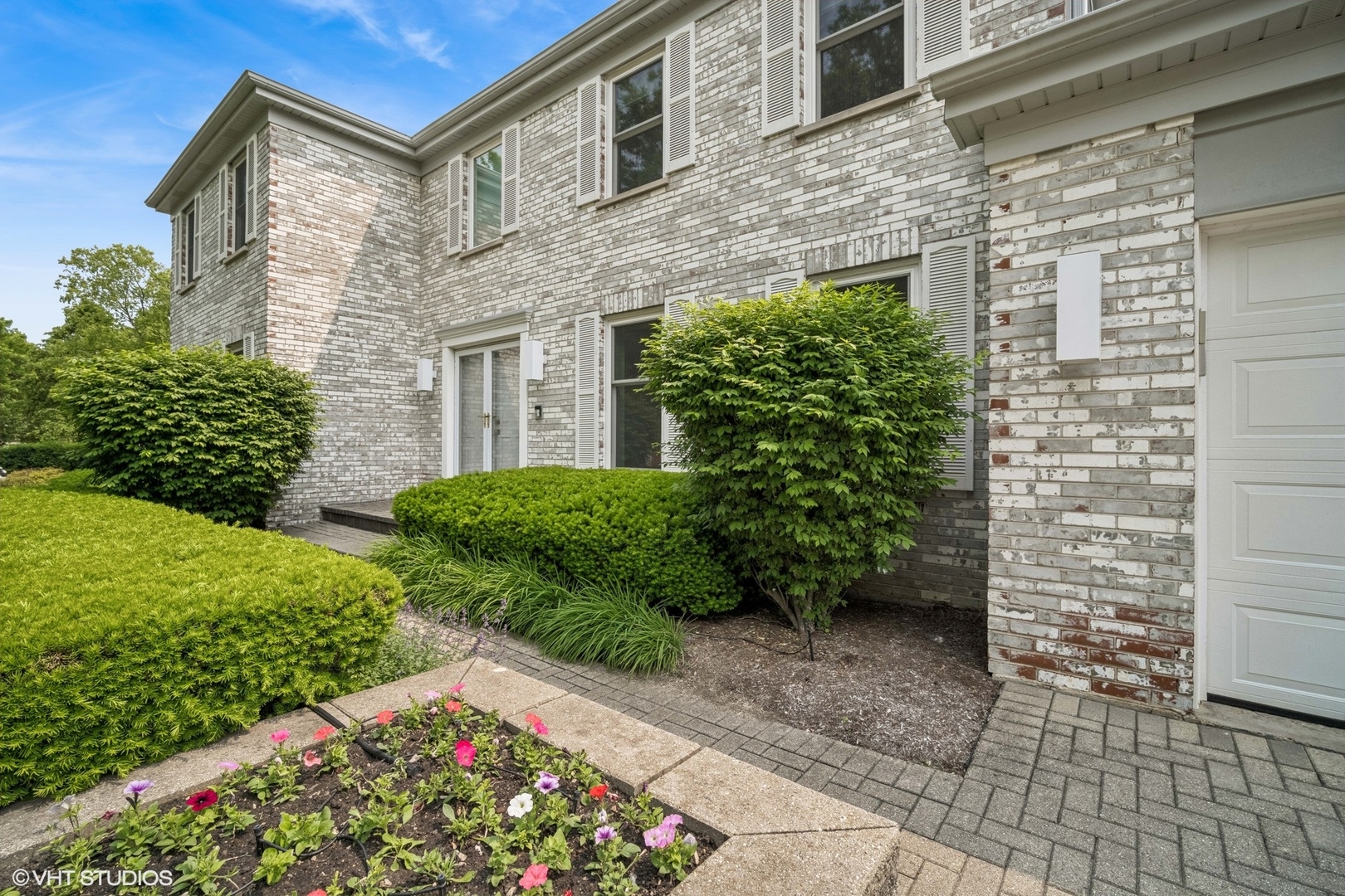 4045 N Harvard Avenue, Arlington Heights, IL 60004