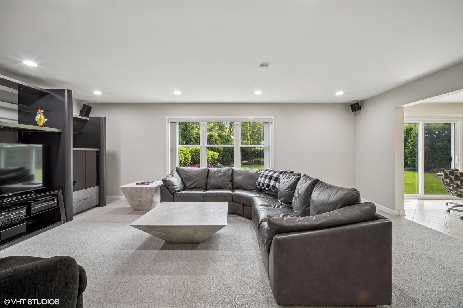 4045 N Harvard Avenue, Arlington Heights, IL 60004