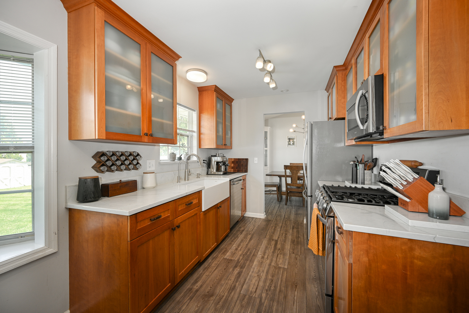 30W060 Kensington Drive, Warrenville, IL 60555