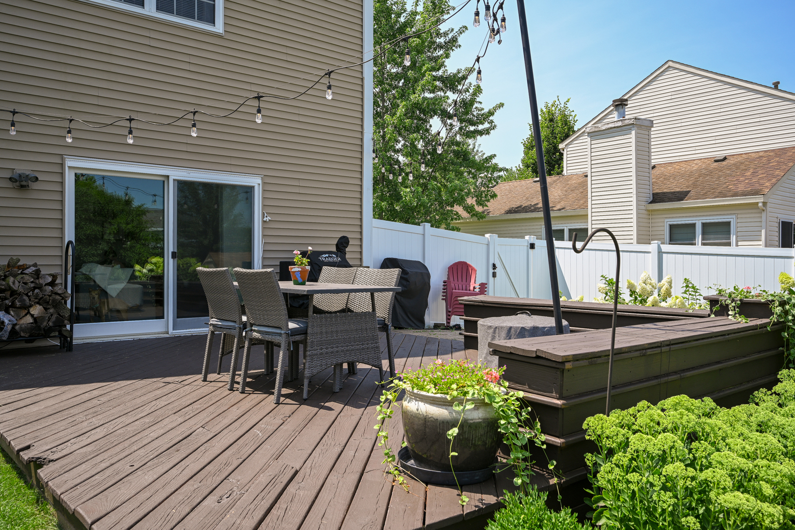 30W060 Kensington Drive, Warrenville, IL 60555
