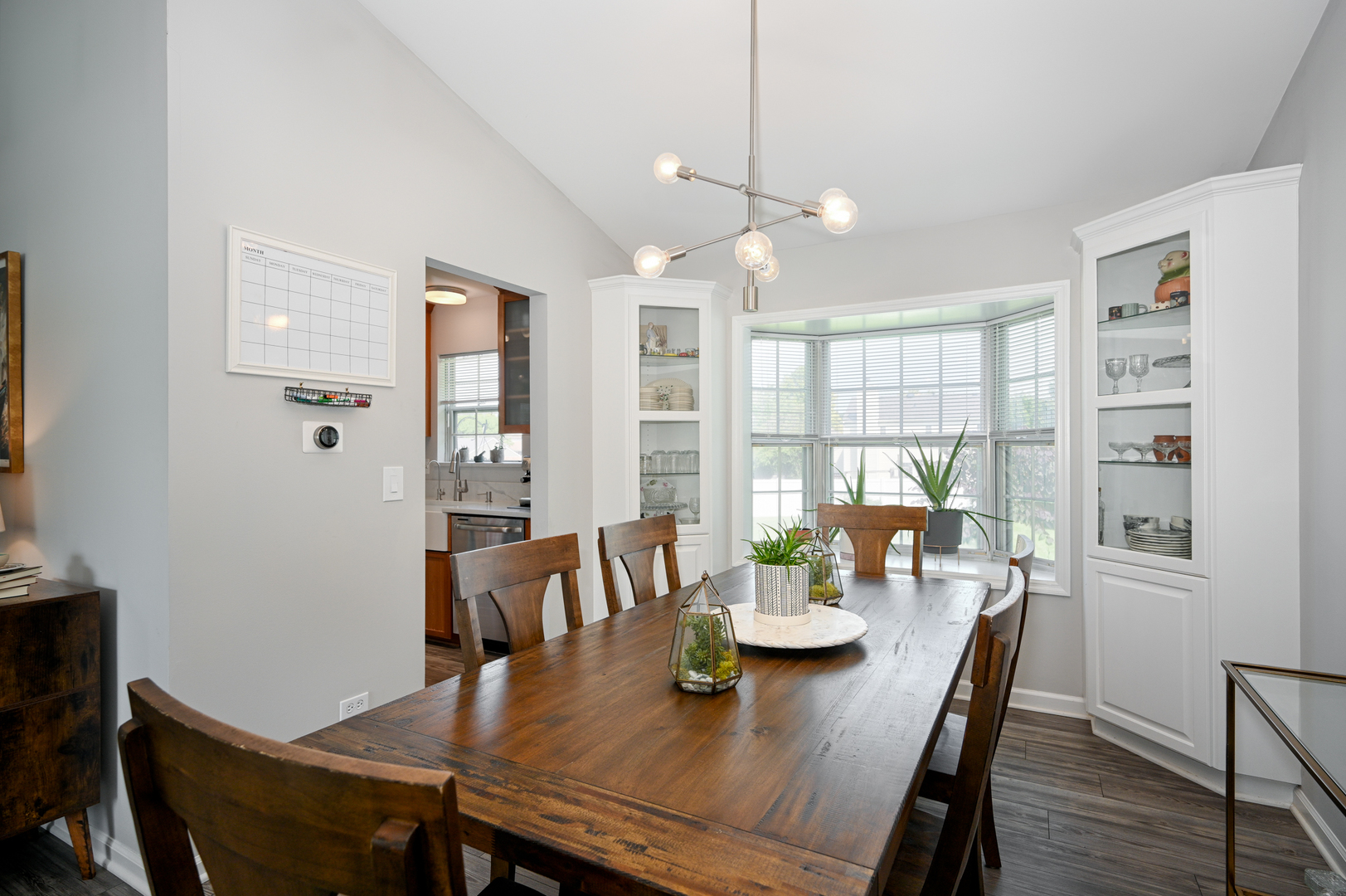30W060 Kensington Drive, Warrenville, IL 60555