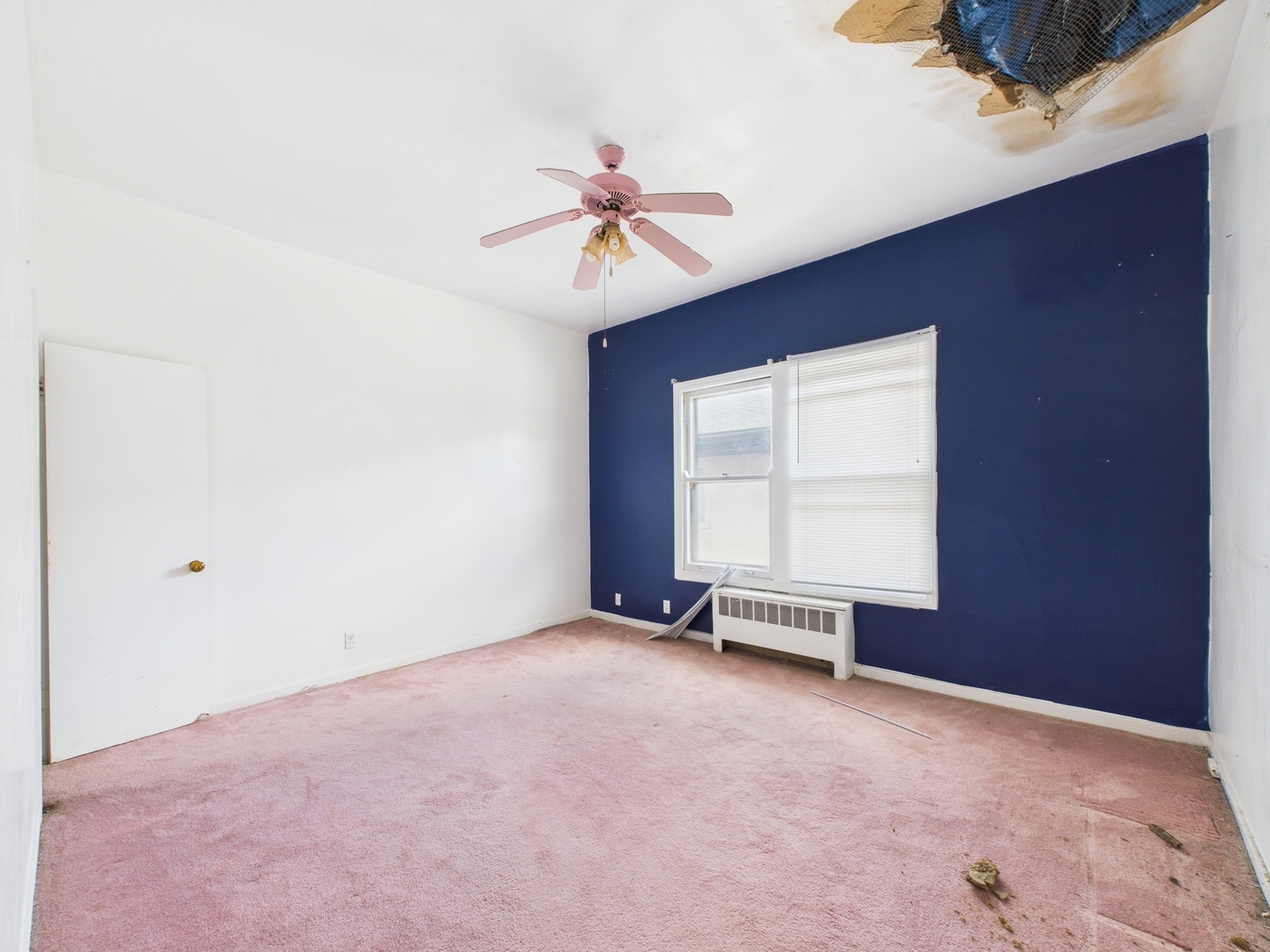 6823 S Chappel Avenue, Chicago, IL 60649
