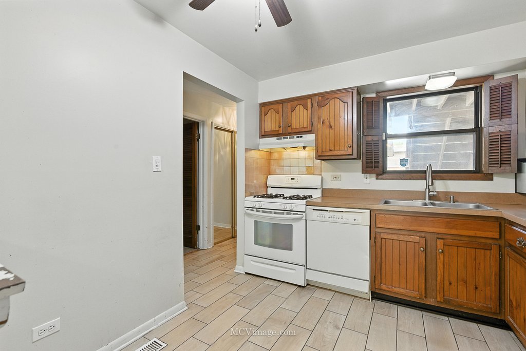 4128 192nd Court #4128, Country Club Hills, IL 60478