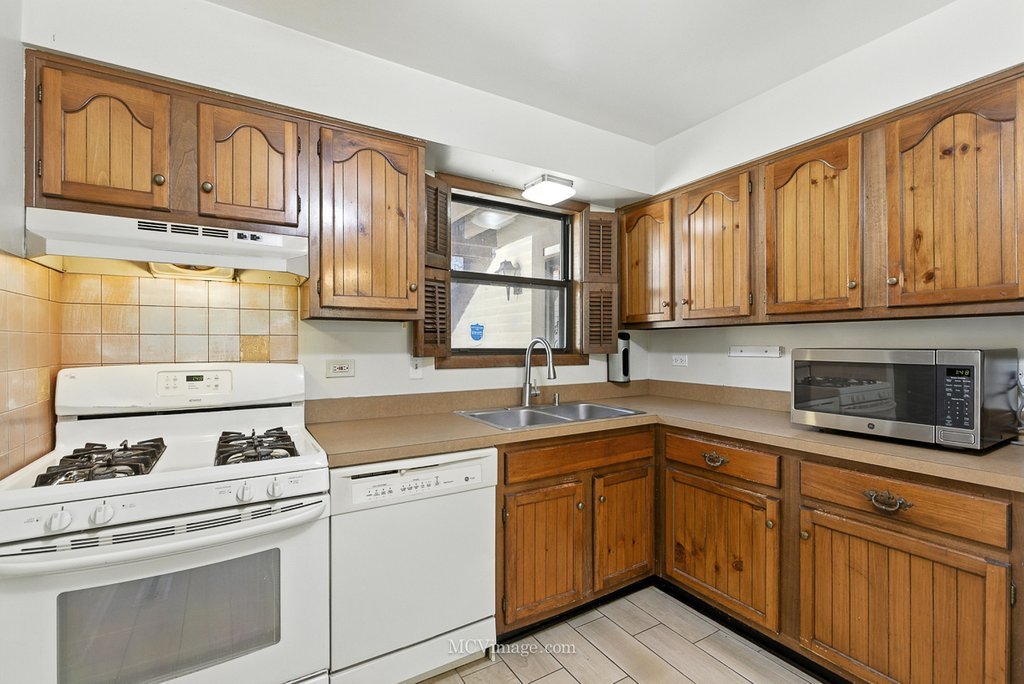 4128 192nd Court #4128, Country Club Hills, IL 60478