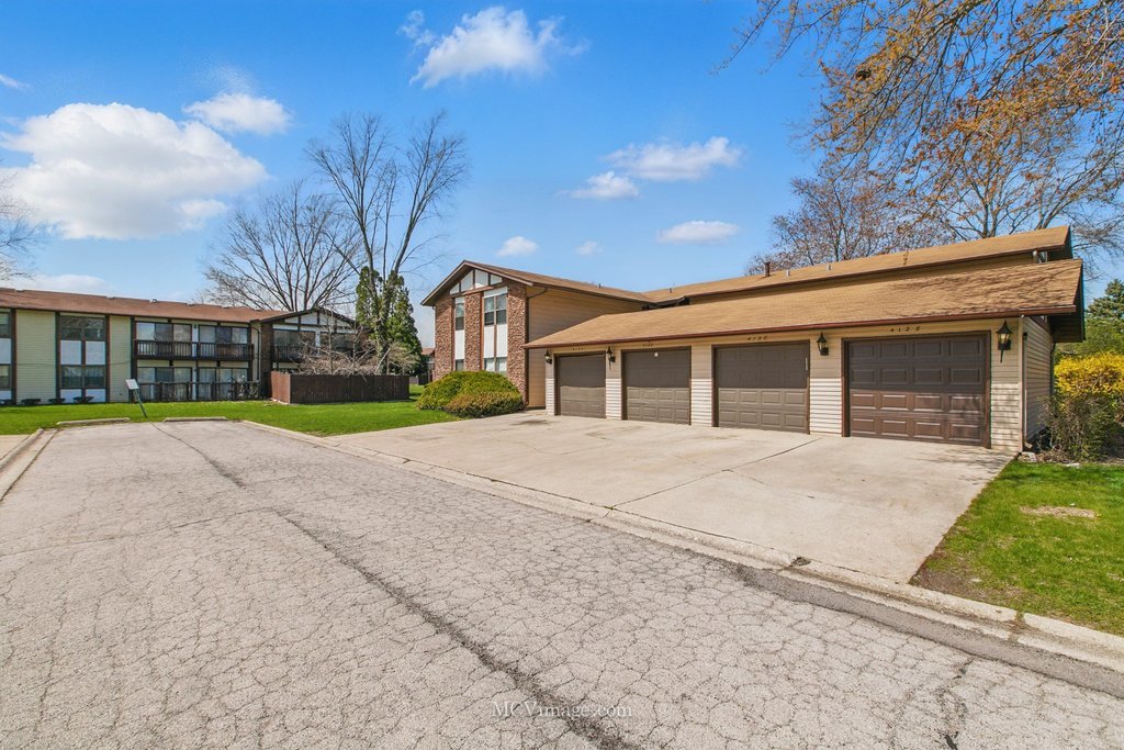 4128 192nd Court #4128, Country Club Hills, IL 60478