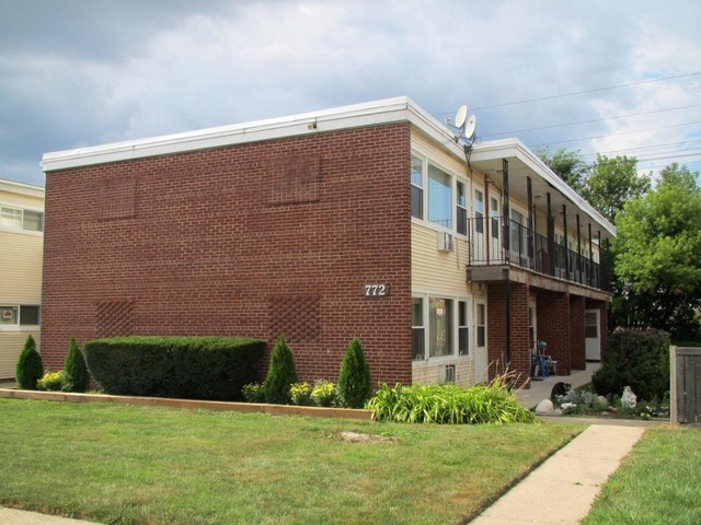 772 E 5TH Court #A, Des Plaines, IL 60016