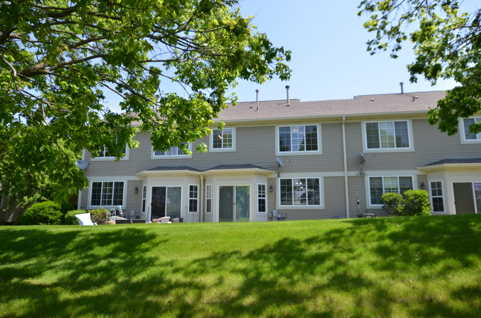 1211 Townes Circle, Aurora, IL 60502
