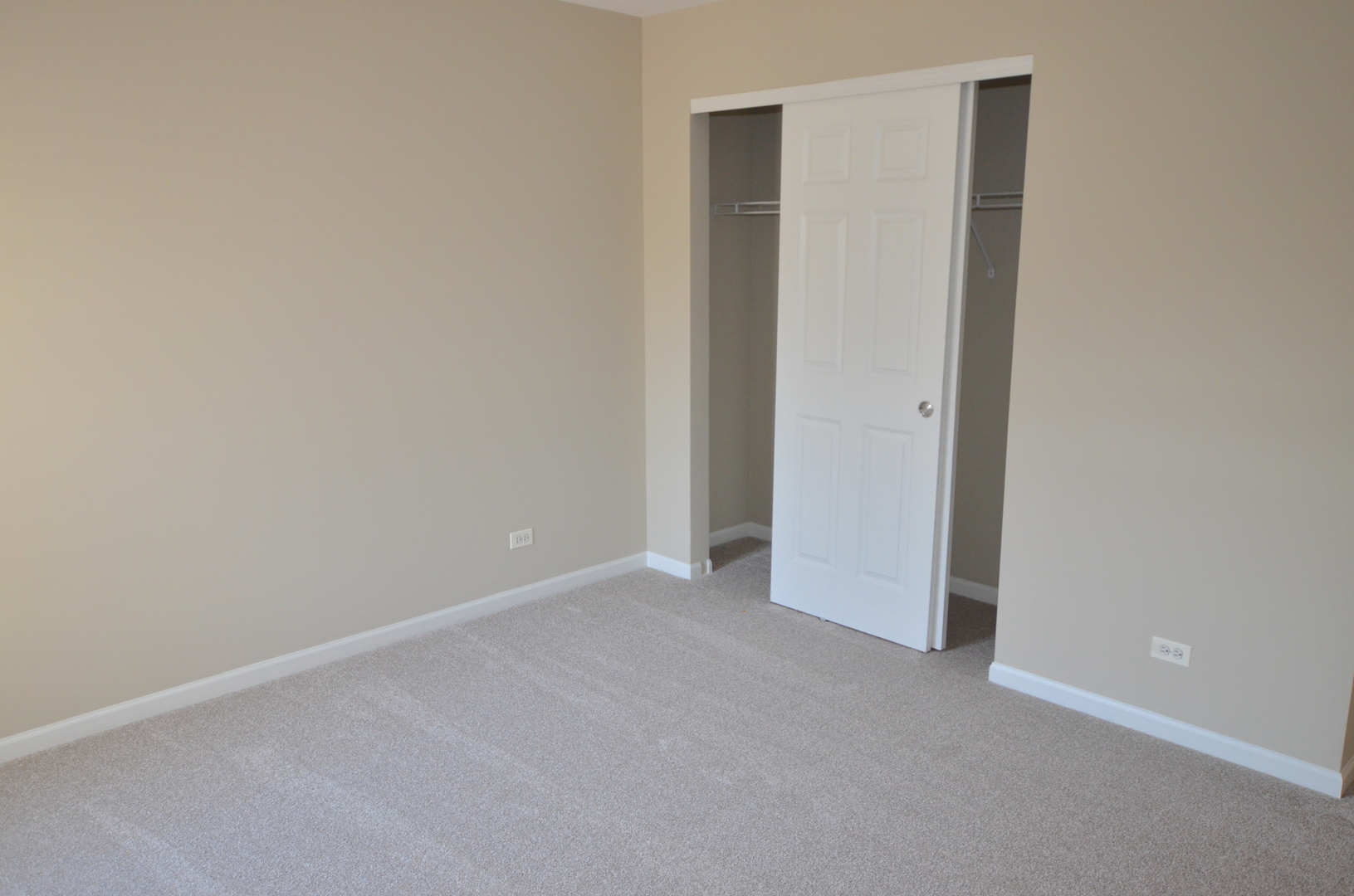 1211 Townes Circle, Aurora, IL 60502