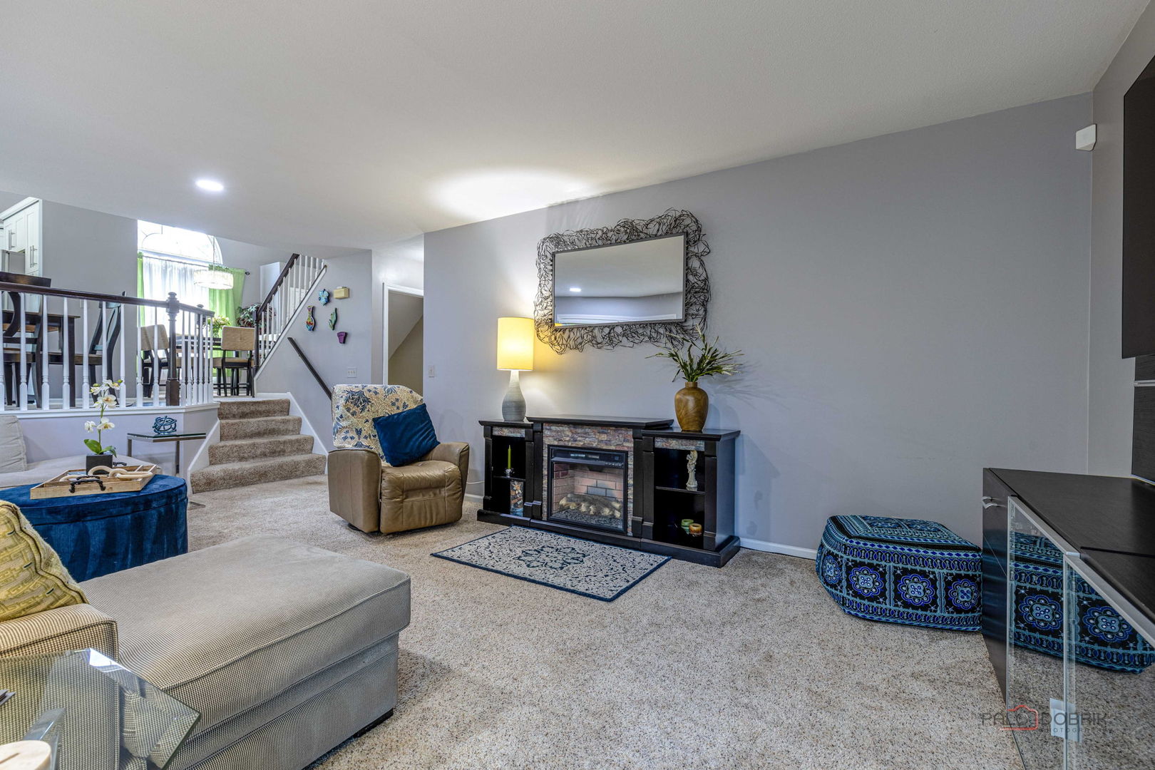 531 Crystal Place, Gurnee, IL 60031