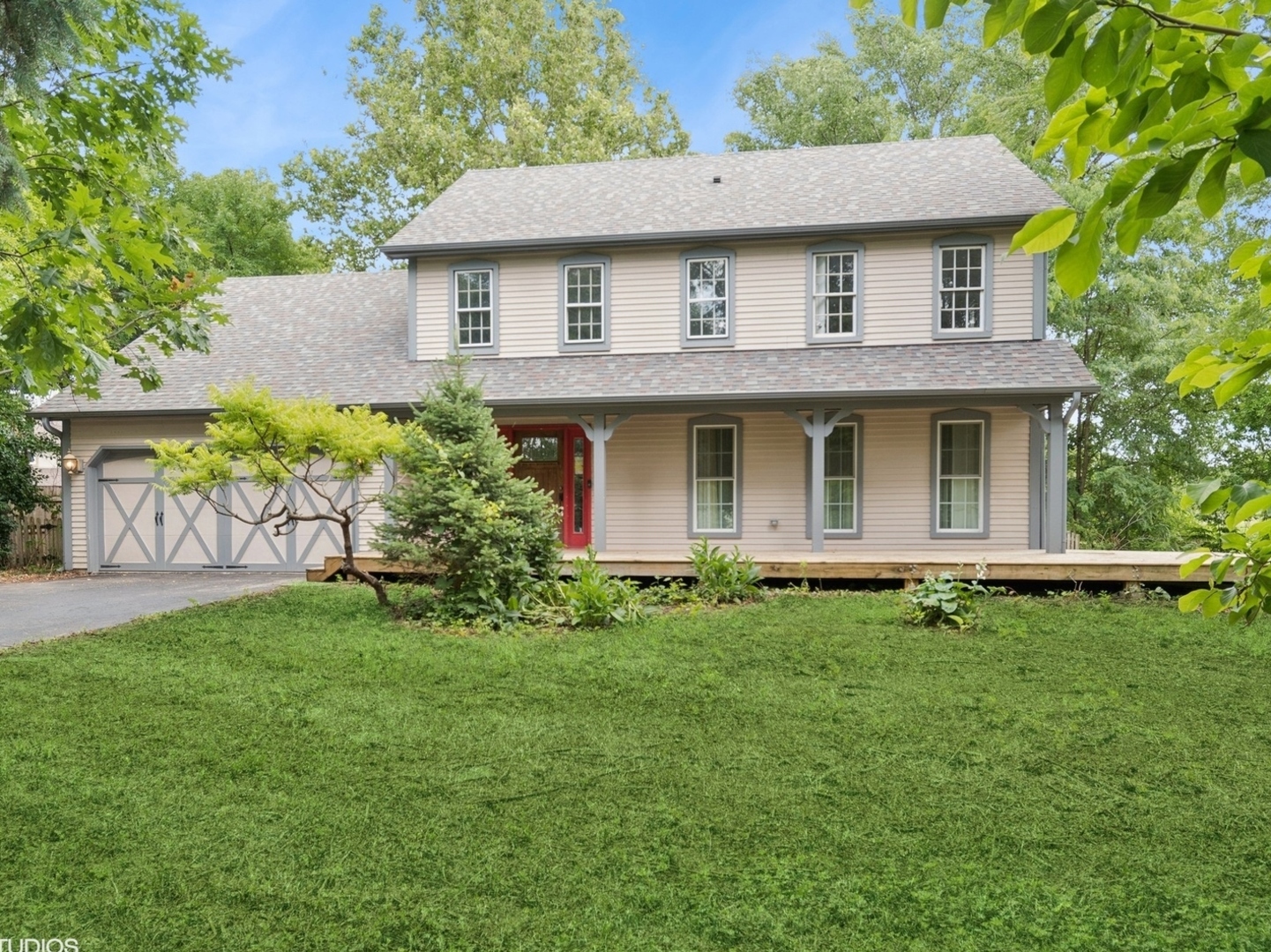 880 Plainfield Naperville Road, Naperville, IL 60540